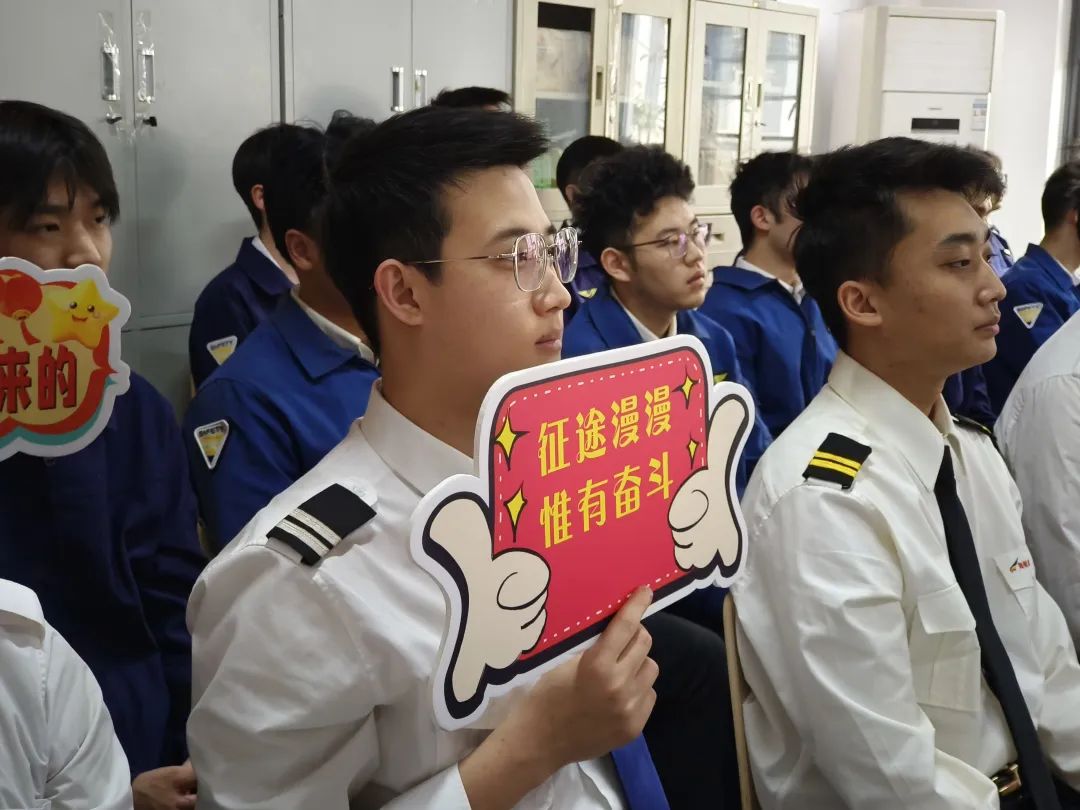 以赛促学，筑牢飞行安全基石〡2025年海航航校飞行学员理论知识竞赛圆满落幕